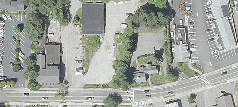 556 Main St