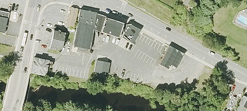 9 Central St