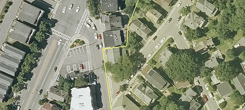 12-14A Walk Hl St