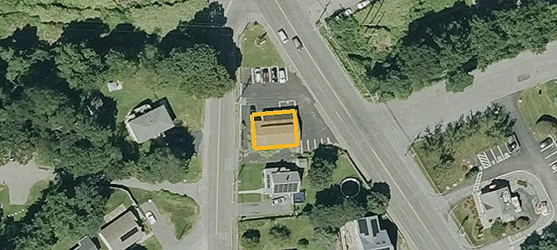11 Memorial Dr