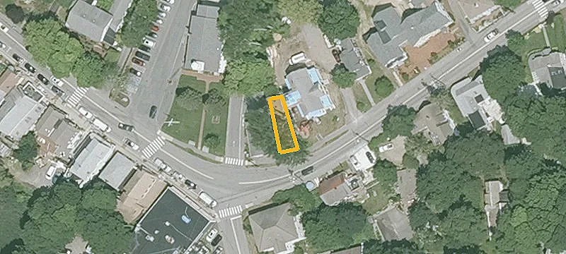 282 Main St