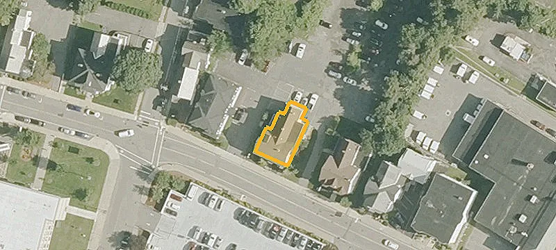 67 Merriam Ave