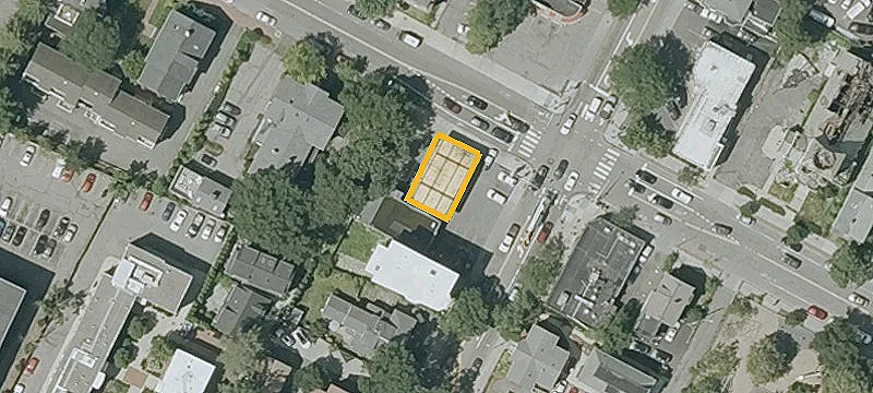 322 Broadway