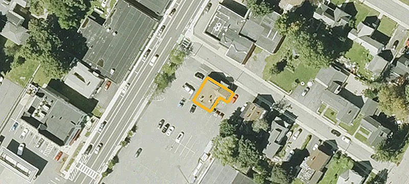 51 Central St