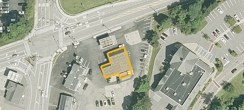 71 Main St