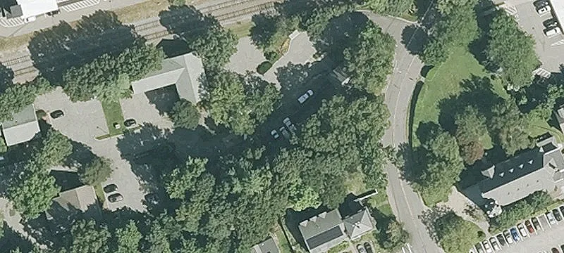 68 Jct Sq Dr