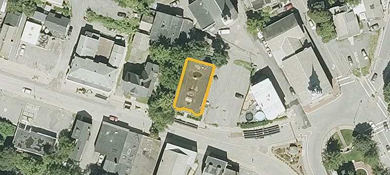 973 Main St