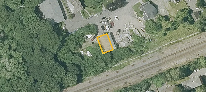 50 Moraine St