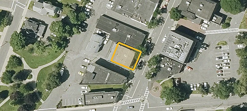 416 Main St