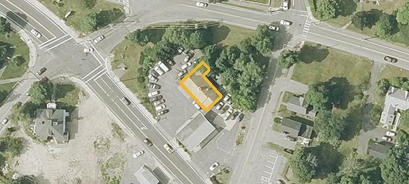 1040 Main St