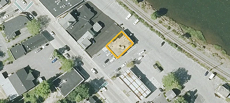 169 Main St