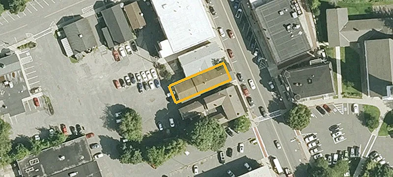 43 Main St