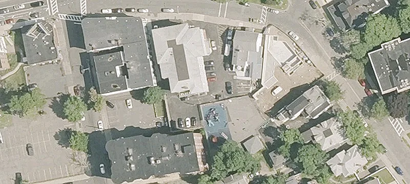 106 Broad St