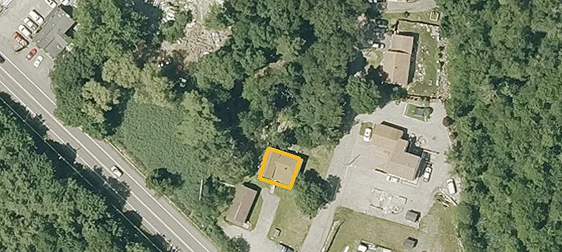 305 Main St