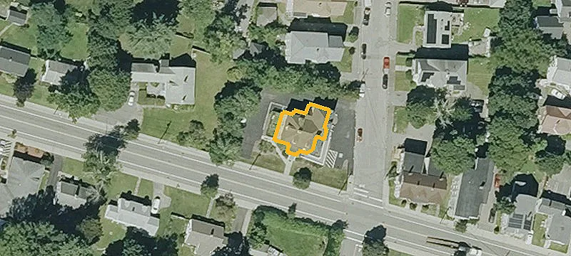309 Pleasant St