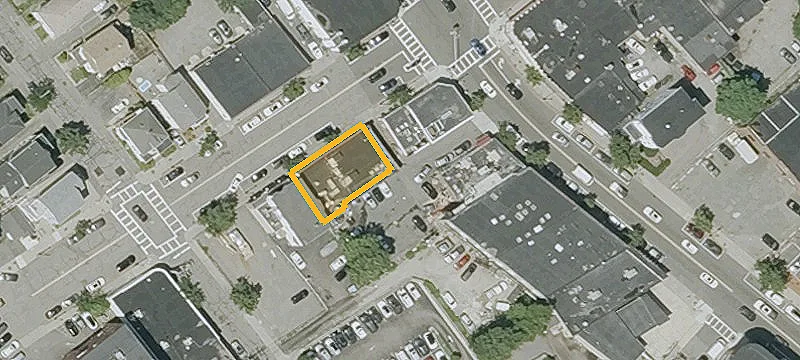 409 Hancock St