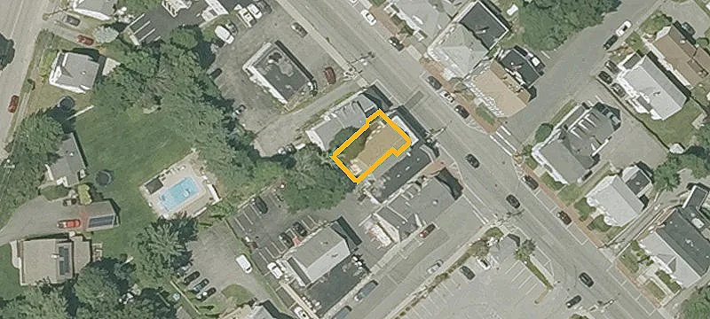 89 Main St