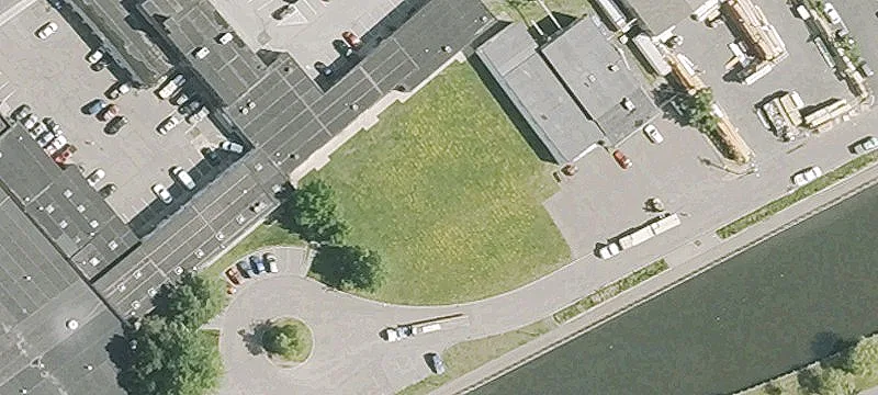 34 Commercial St