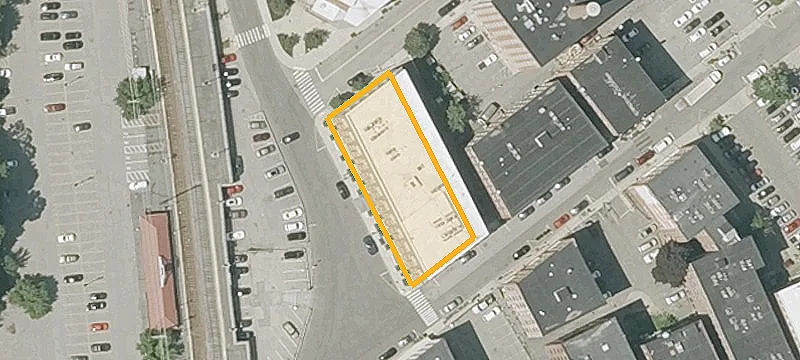 25 Railroad Sq