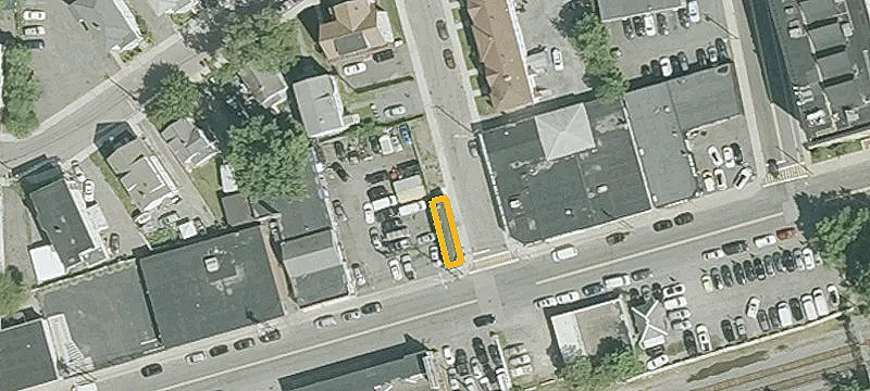 240 Howard St