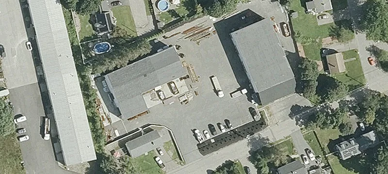 7 Cross St