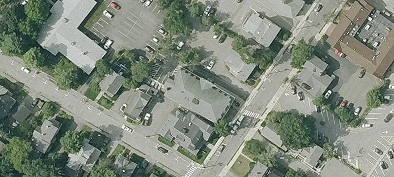 19 Muzzey St