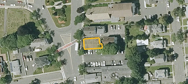 304 Central St