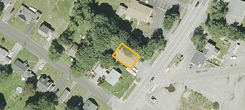 127 Main St