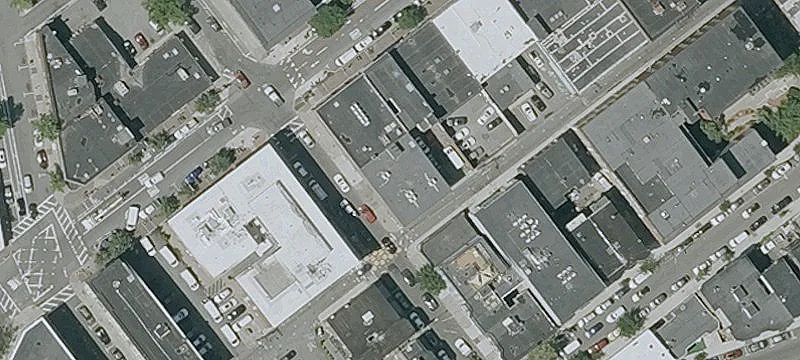 8 Congress Ave