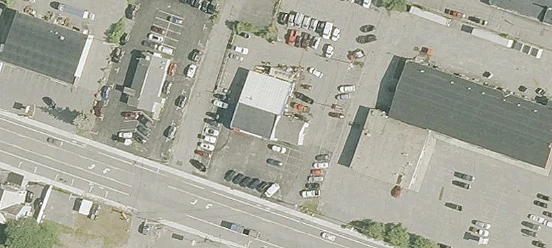 402 Summer St