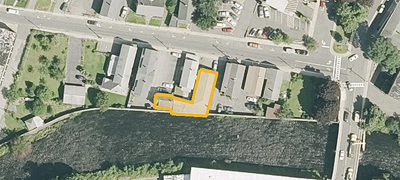 22 Pulaski St