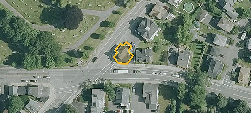 84 Hale St