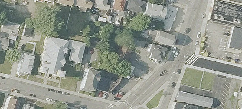 1059 Main St