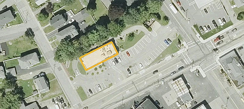 71 Main St