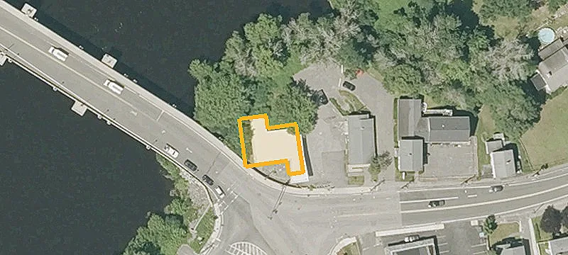 299-301 Main St