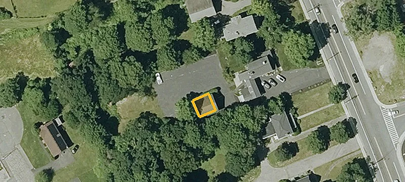 536 Main St