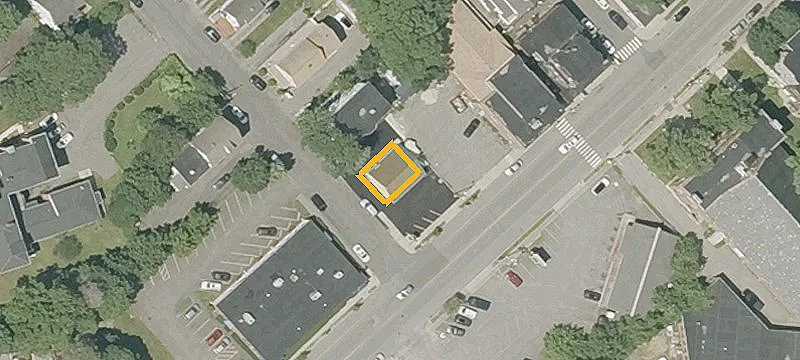 58 Kenoza Ave
