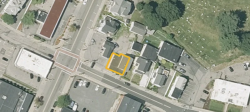 175-179 Railroad Ave