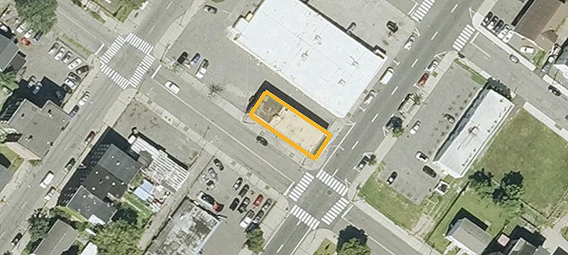 589 High St