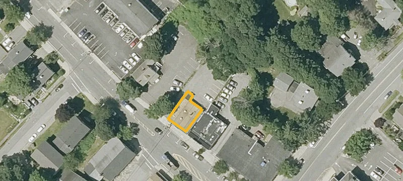 21 Main St