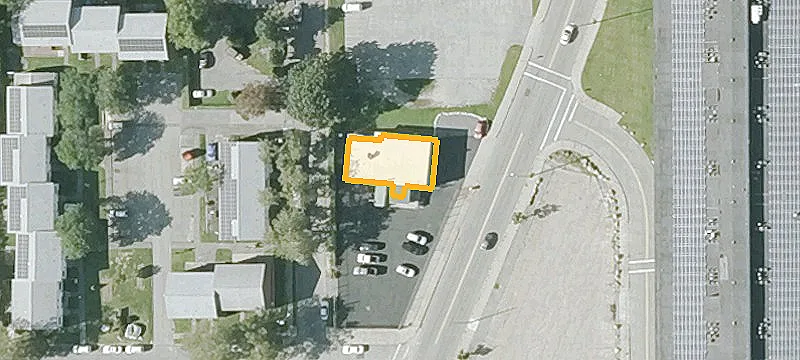593 Belleville Ave