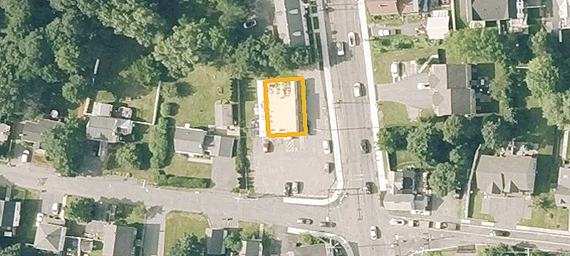 172 Main St