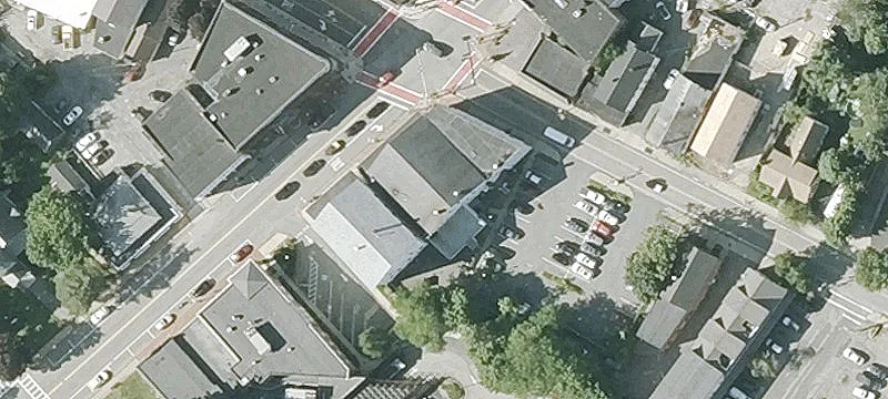4 Main St