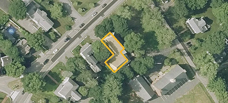 40 Eliot St