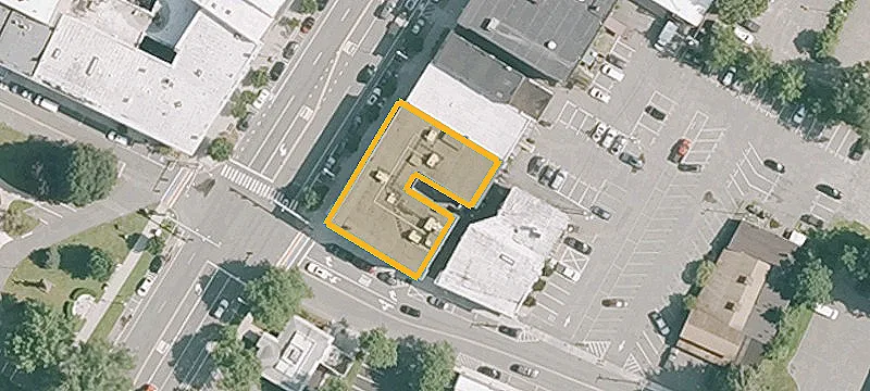 321 Main St