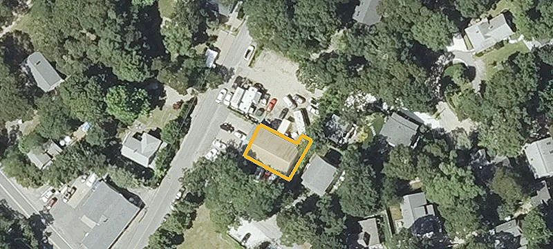 9 Munroe Ave
