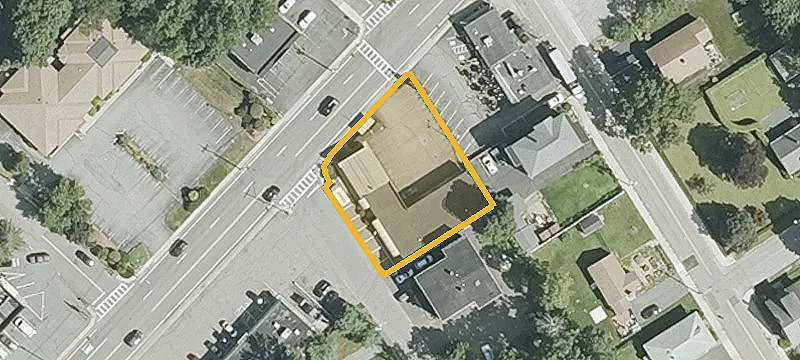 272 County St
