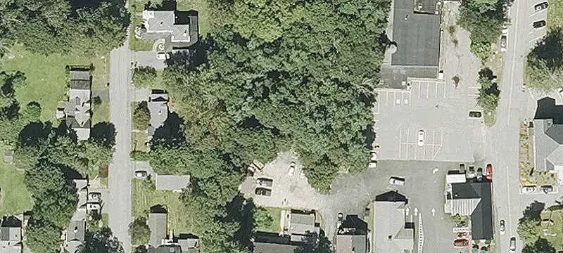 64 Main St