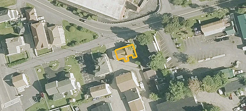 9 Short St