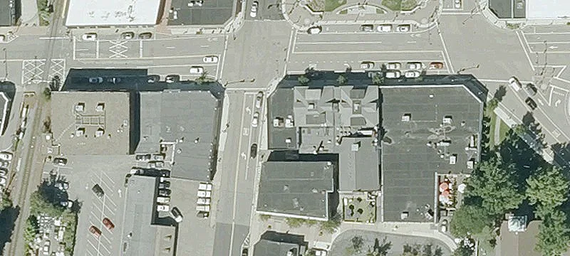 1004 Great Pln Ave